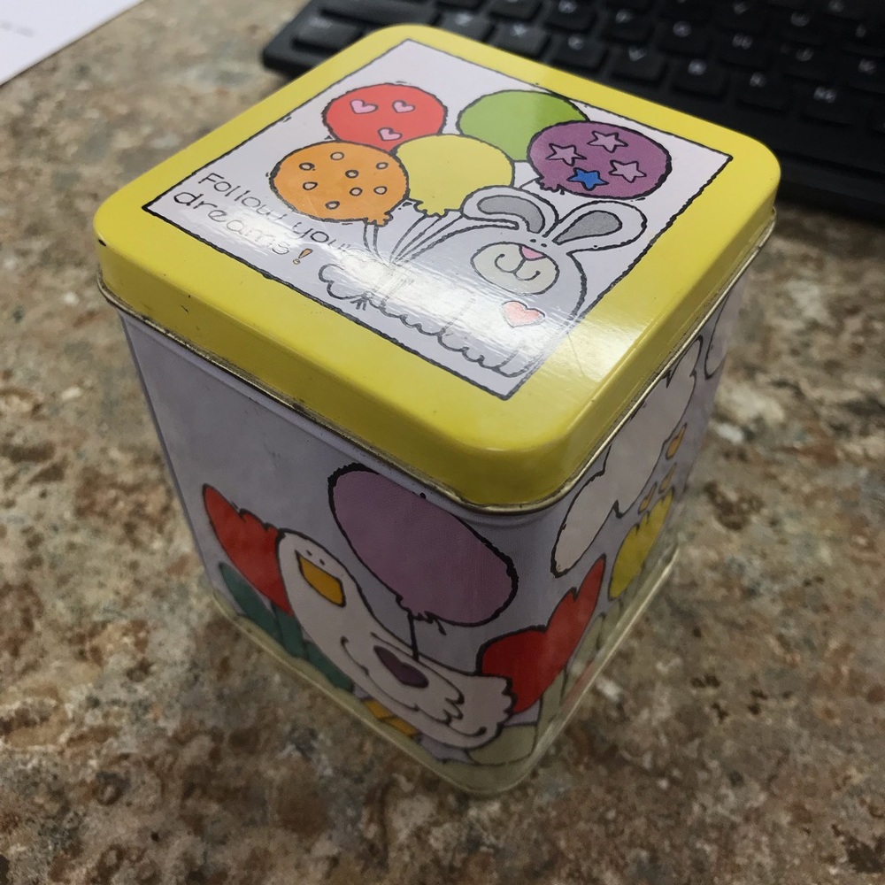 Vintage tin